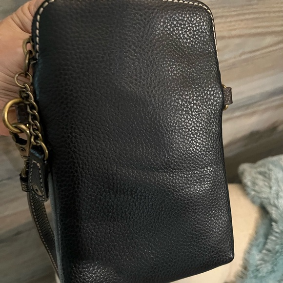 CHALA, piano cellphone crossbody - Picture 2 of 12